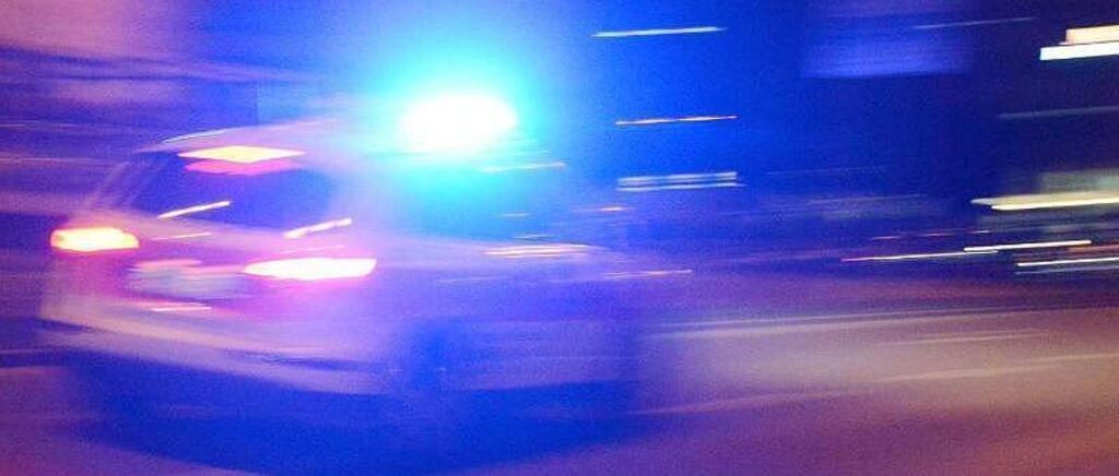 Unfall Einsatz Polizeieinsatz Blaulicht Polizei Polizeiauto Verfolgungsjagd