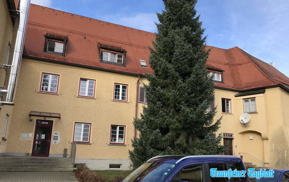 Traunsteiner Asylunterkunft in der Seuffertstraße Asylbewerberheim Asylheim Asylbewerberheim