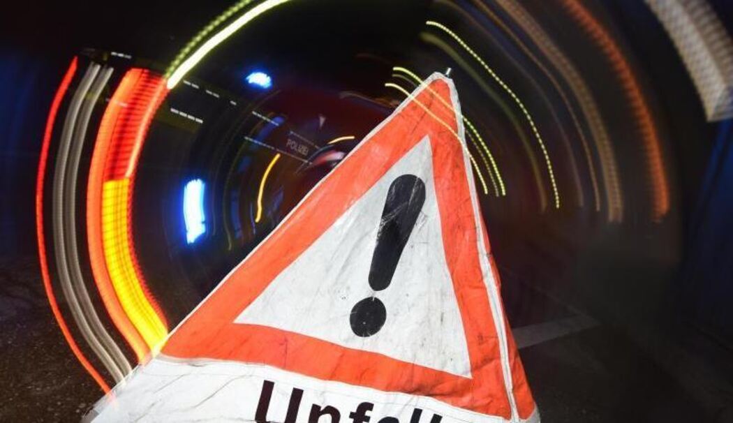 Unfall-Warnschild