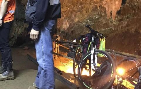 Zurückgelassene Fahrräder