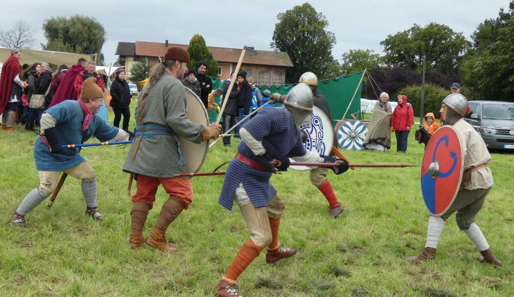 Seeon-Seebruck: 10. Bedaius-Familienfest im Keltengehöft Stöffling