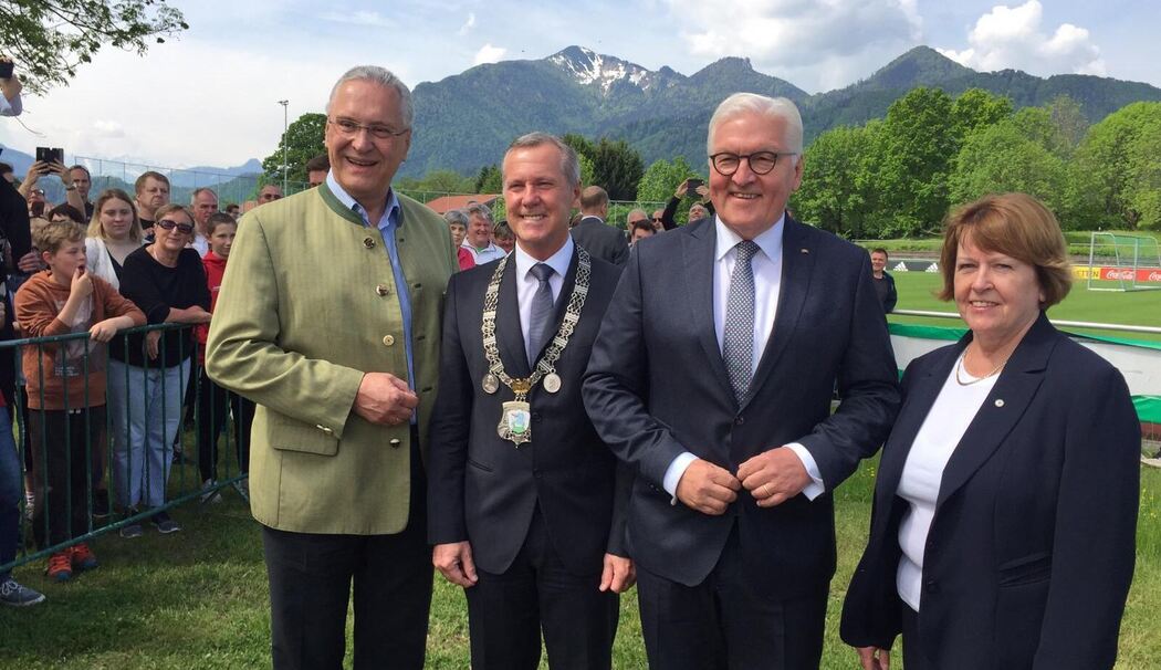 Bundespräsident Steinmeier in Grassau - Frauen-Nationalmannschaft