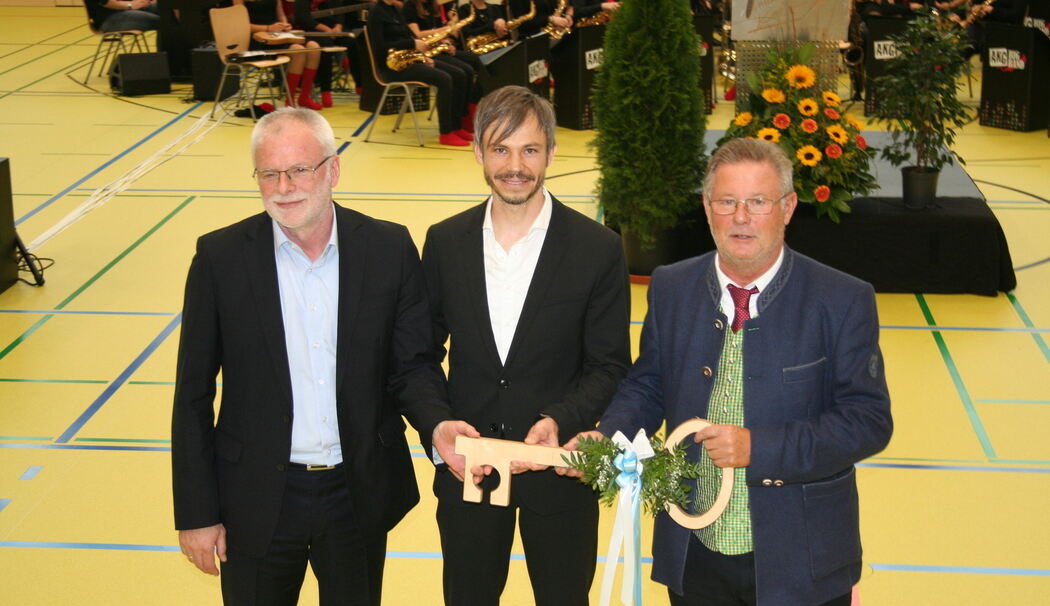 Traunstein: Neue Dreifach-Turnhalle des Annette-Kolb-Gymnasiums feierlich eingeweiht