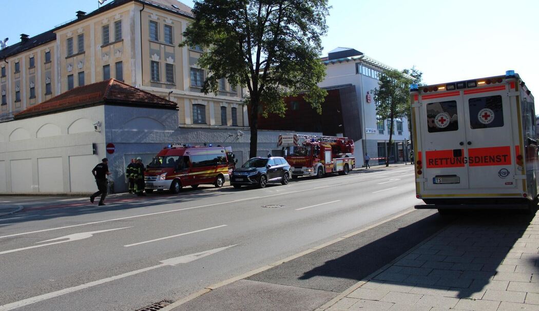 Traunstein: Feuerwehreinsatz in JVA – Häftling zündete Matratze an