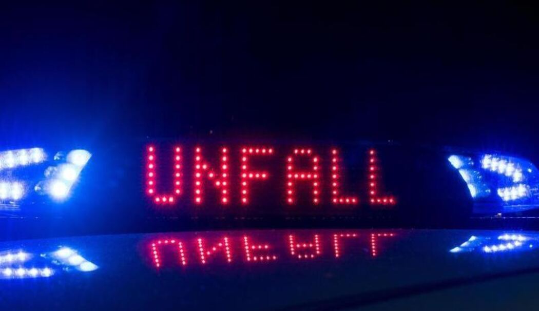 Blaulicht und der Hinweis «Unfall»