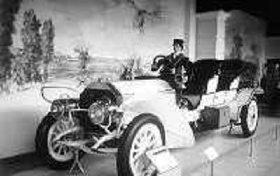 Dieser Mercedes-Tourer wurde 1907 gebaut. Dieser Mercedes-Tourer wurde 1907 gebaut.