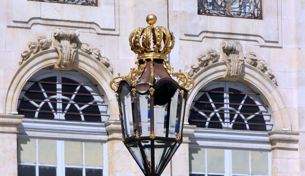 Straßenlaternen auf dem Place Stanislas in Nancy