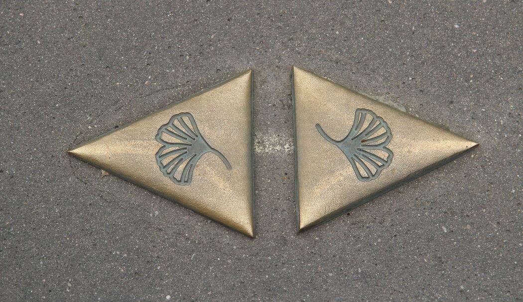 Das Ginkgoblatt weist den Weg zum Jugendstil-Rundgang in Nancy