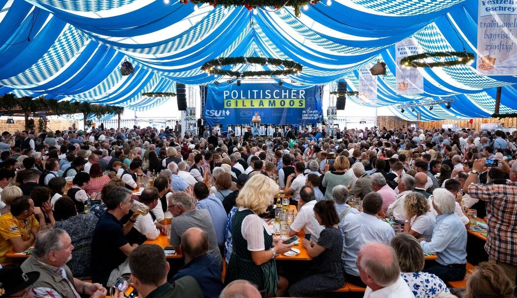 Politischer Frühschoppen auf dem Volksfest Gillamoos