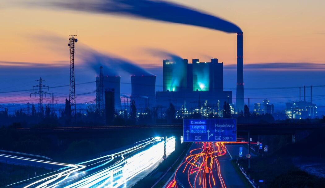 Morgens in Sachsen-Anhalt - Kraftwerk Schkopau