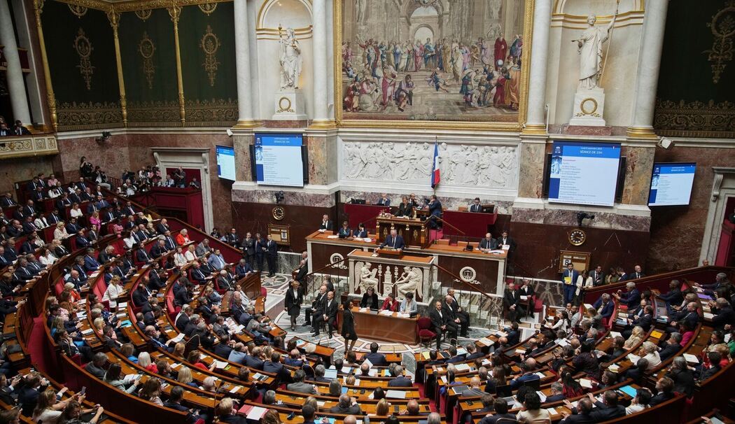 Frankreichs Premier stellt Vertrauensfrage