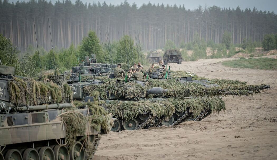 Leopard-Panzer mit Renk-Getrieben