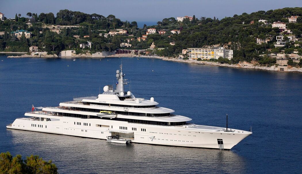 Luxusjacht 'Eclipse' vor Villefranche-sur-Mer