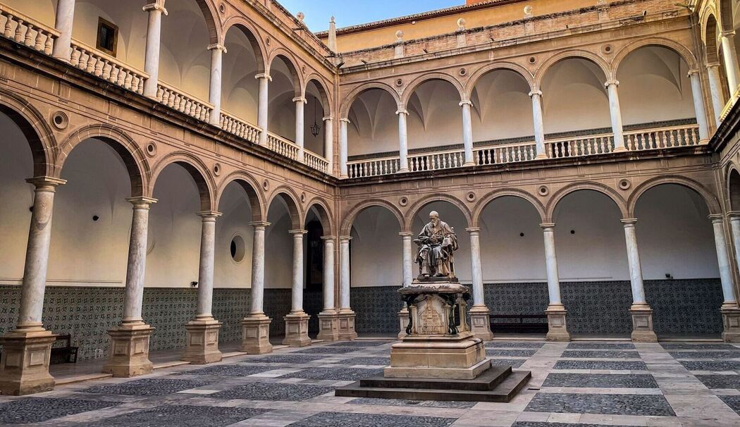 Innenhof des Priesterseminars El Patriarca