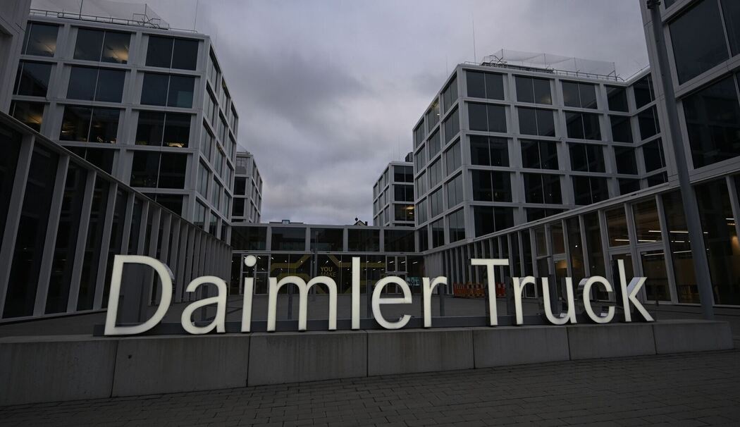Daimler Truck Holding AG