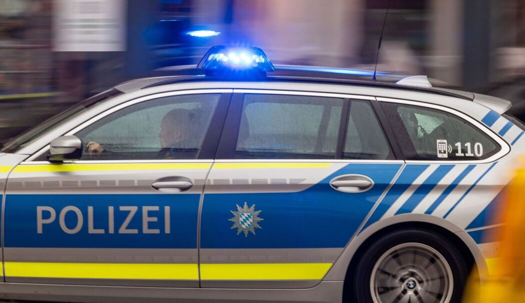 Polizei mit Blaulicht