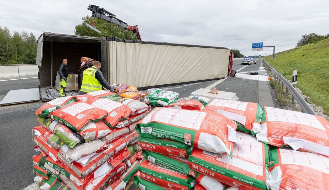 Mehrere Verletzte nach Unfall auf A3