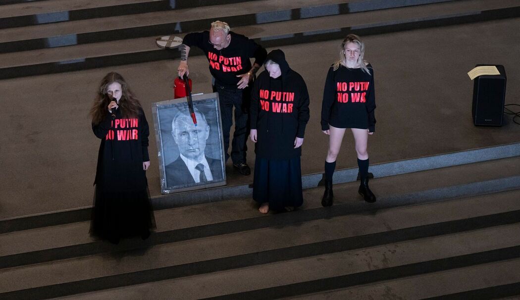 Pussy Riot prangern Wladimir Putin an