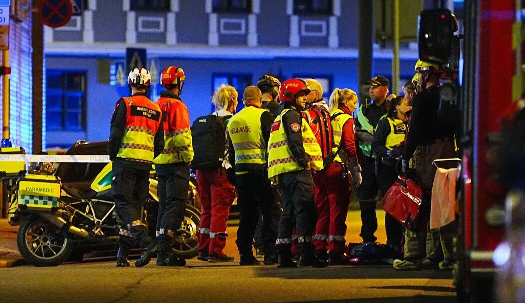 Einsatzkräfte bei möglicher Explosion