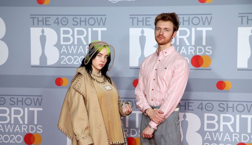 Finneas O'Connell neben seiner Schwester Billie Eilish