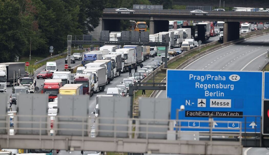 Gefahrstoff-Unfall auf Autobahn 6