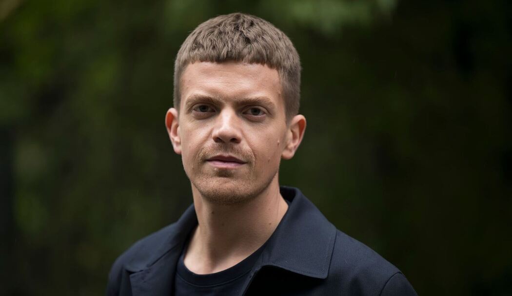 Tatort-Team Ferdinand Hofer und Carlo Ljubek am Set