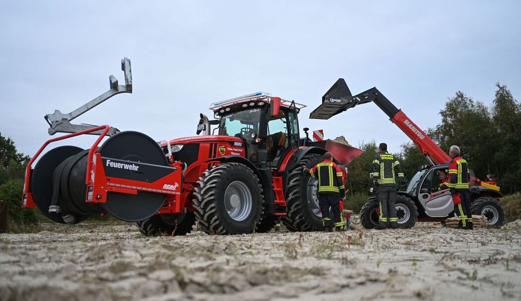 Neuer Einsatztraktor der Feuerwehr Wiesmoor