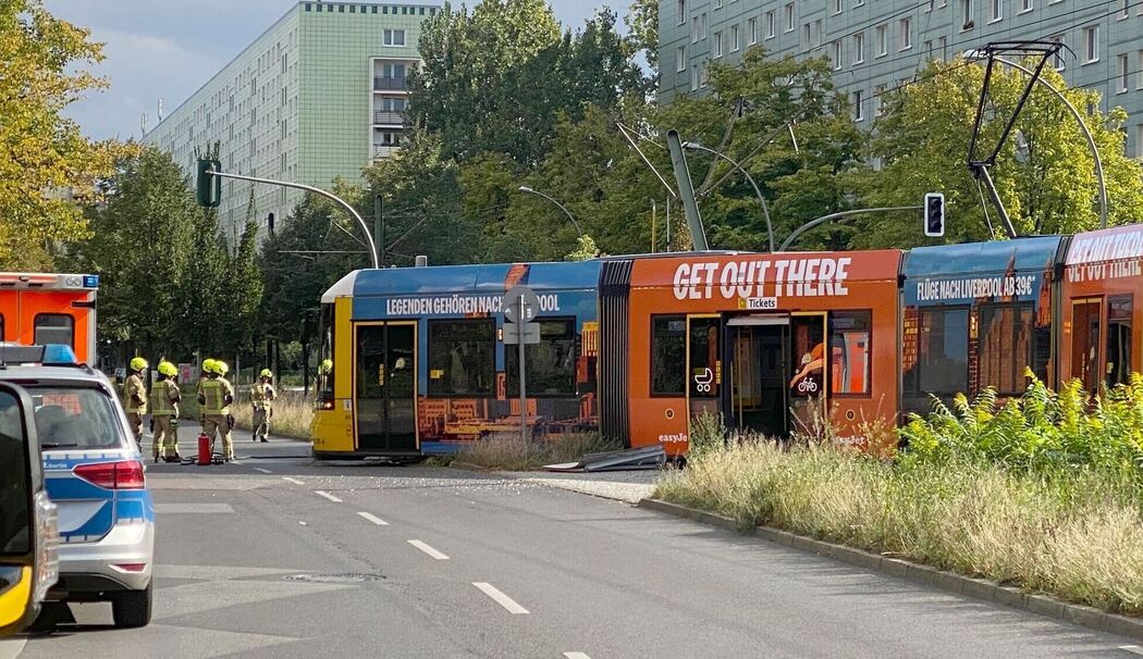 Verletzte bei Unfall nahe Alexanderplatz