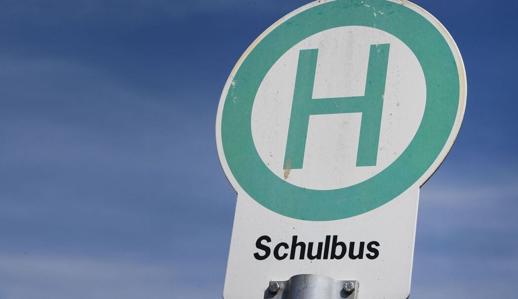 Schulbushaltestelle