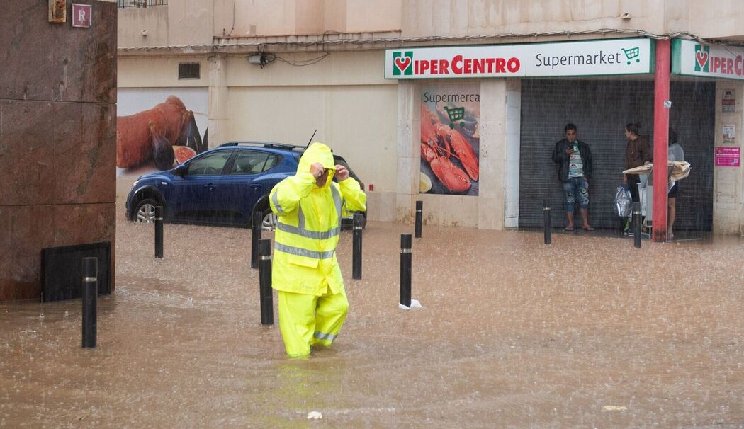 Ex-Hurrikan Gabrielle setzt Teile Spaniens unter Wasser