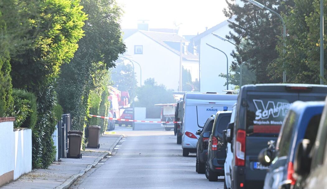 Brand in München - Großeinsatz von Polizei und Feuerwehr