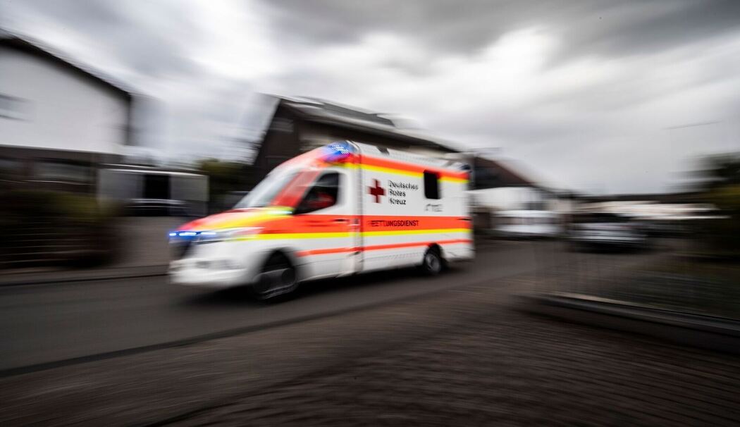 DRK-Sanitäter im Notfalleinsatz