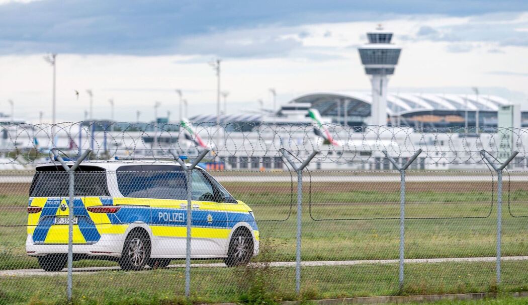 Nach Drohnensichtung am Flughafen München - Flugbetrieb