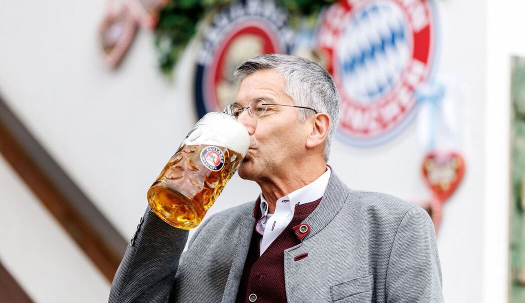 Besuch des FC Bayern München auf dem Oktoberfest