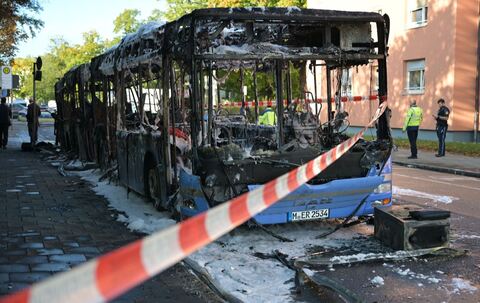 Linienbus in München-Laim ausgebrannt