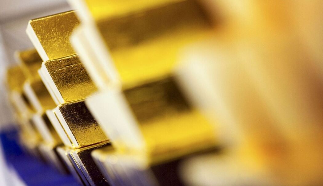 Goldbarren lagern in einem Tresor der Deutschen Börse AG