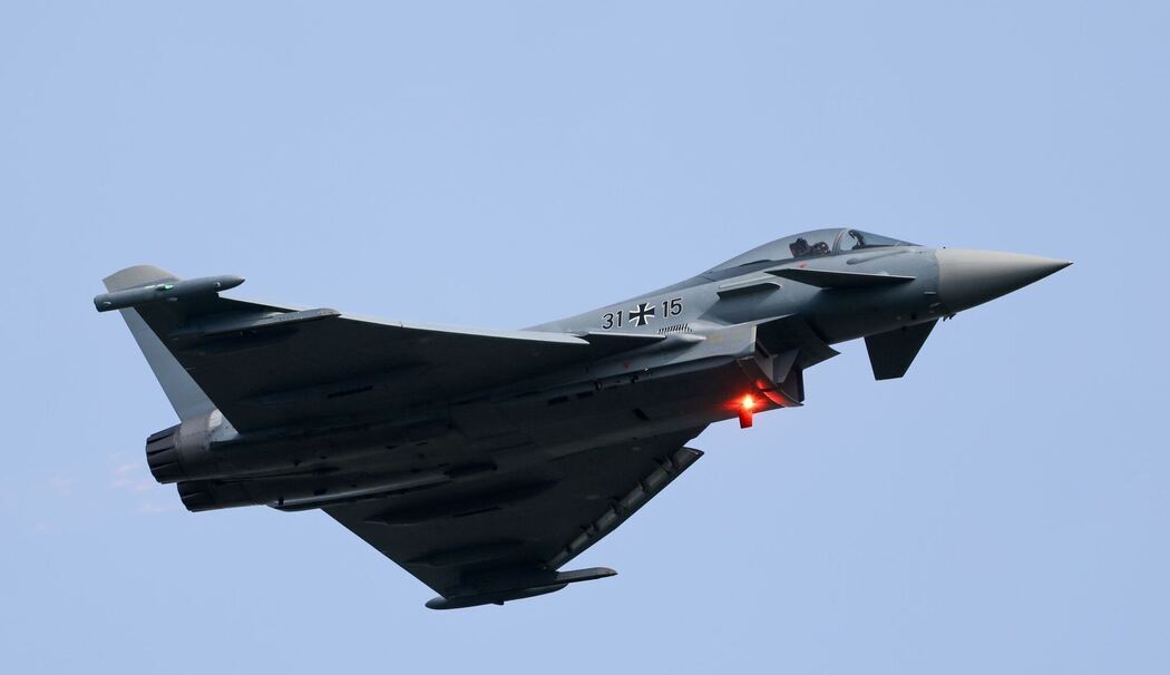 Eurofighter bei Übungsflug am Luftwaffenstützpunkt Nörvenich