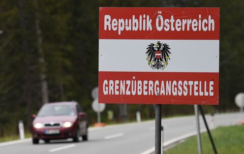Grenzübergang nach  Österreich