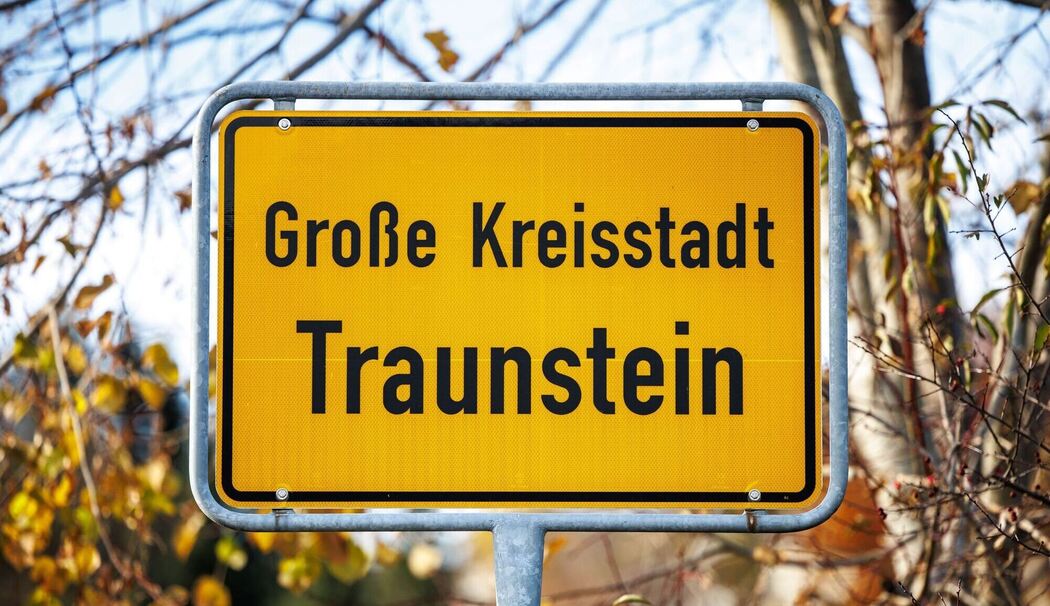 Ortsschild Traunstein