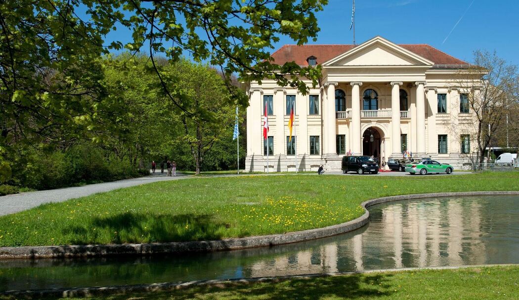 Prinz-Carl-Palais