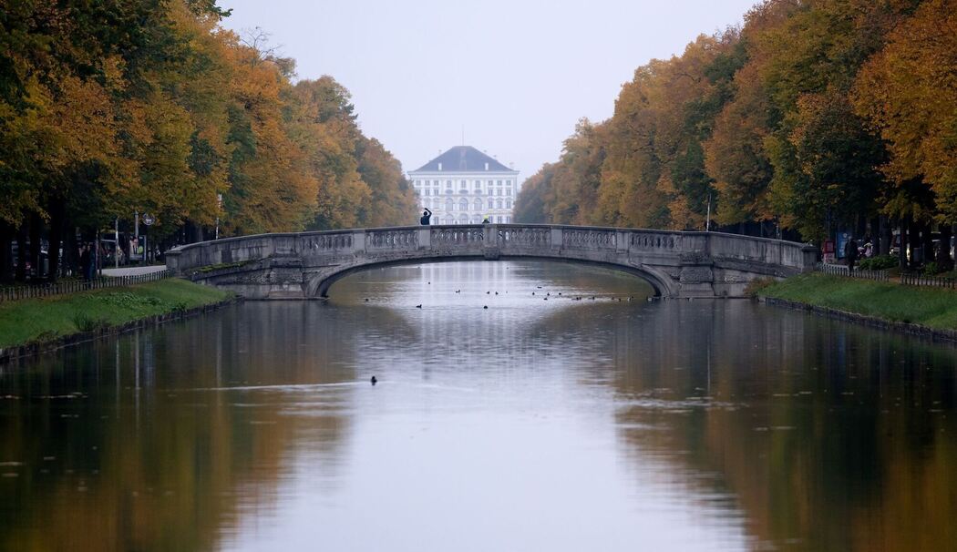 Herbstfarben am Nymphenburger Kanal
