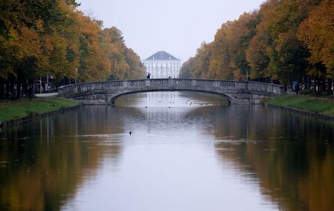 Herbstfarben am Nymphenburger Kanal
