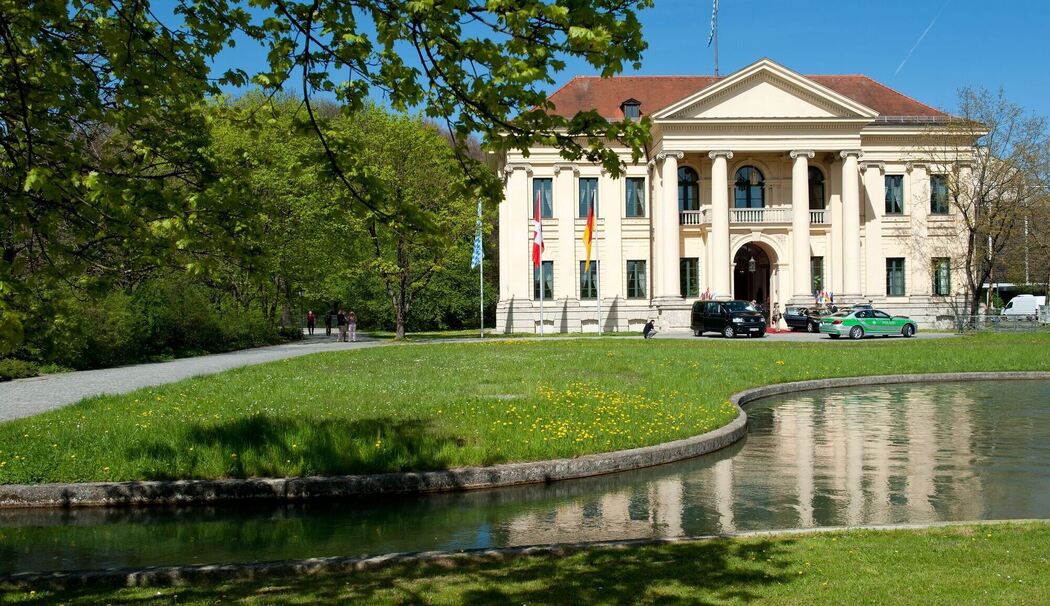Prinz-Carl-Palais