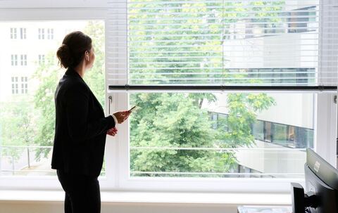 Illustration - Frauen in Topetagen