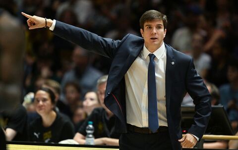 Alba-Trainer Pedro Calles