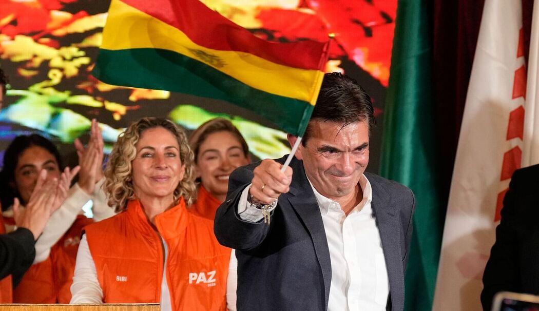 Ende der linken Ära in Bolivien: Paz gewinnt Präsidentenwahl
