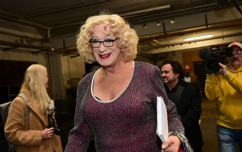 Schauspieler Ernie Reinhardt in seiner Rolle als Lilo Wanders