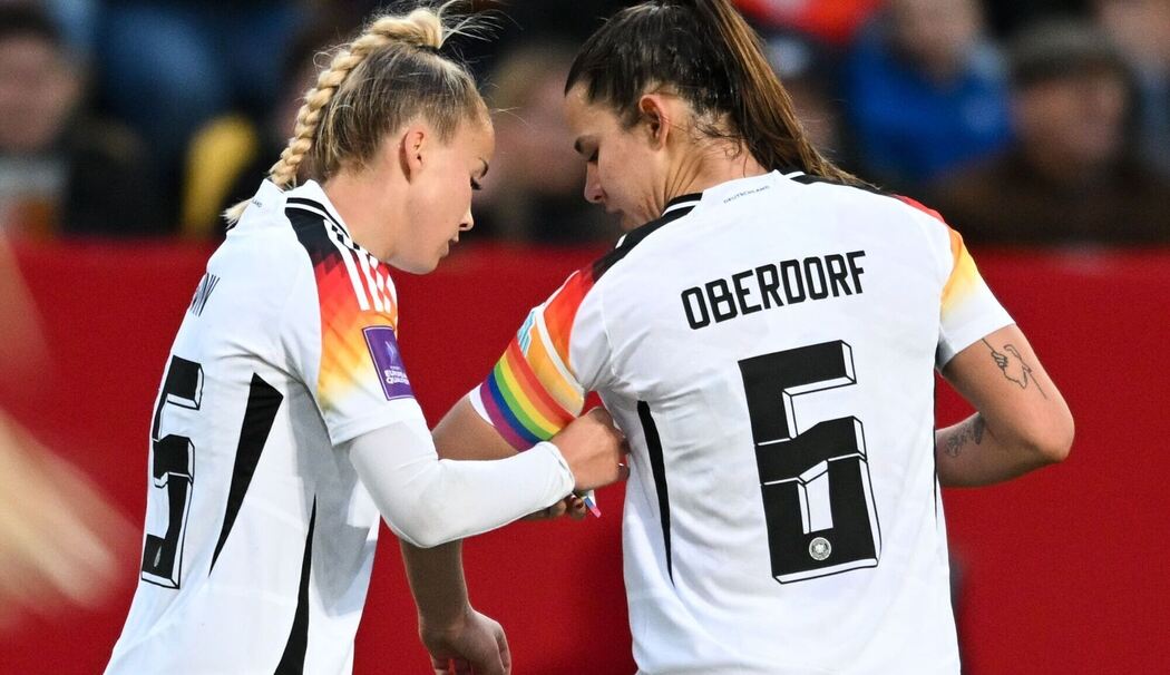 Giulia Gwinn und Lena Oberdorf Giulia Gwinn und Lena Oberdorf