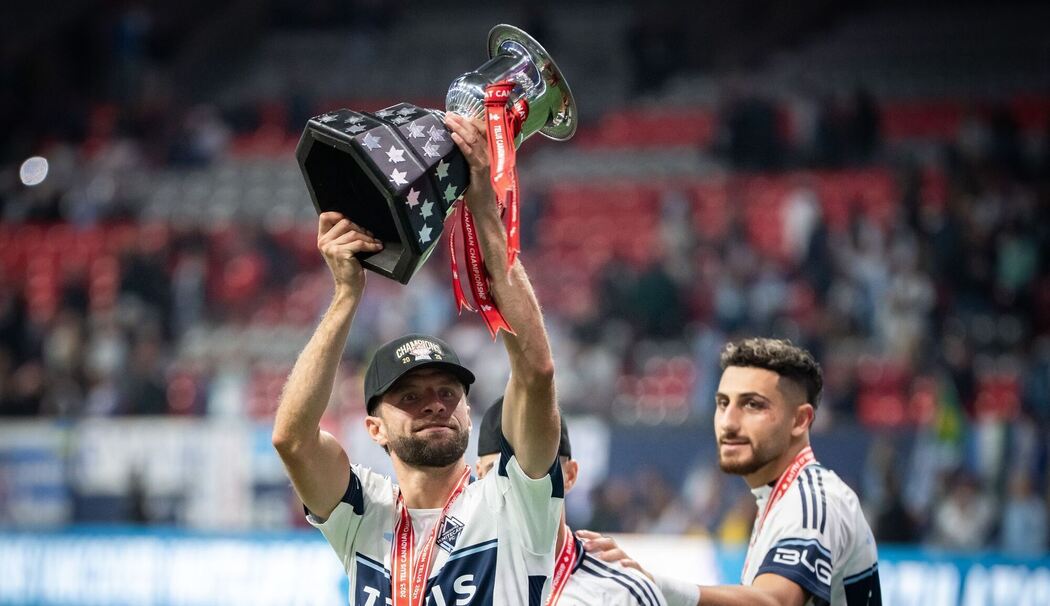 Müller von den Vancouver Whitecaps mit Voyageurs Cup