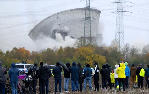 Sprengung Kühltürme Kernkraftwerk Gundremmingen Sprengung Kühltürme Kernkraftwerk Gundremmingen